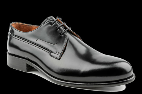 Schwarze Derby-Schuhe aus Lackleder, Ledersohle und -futter, formelle Schnürung