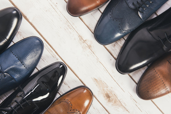 Ein umfassender Leitfaden zu Schuhspitzenformen und -verzierungen bei Herrenschuhen